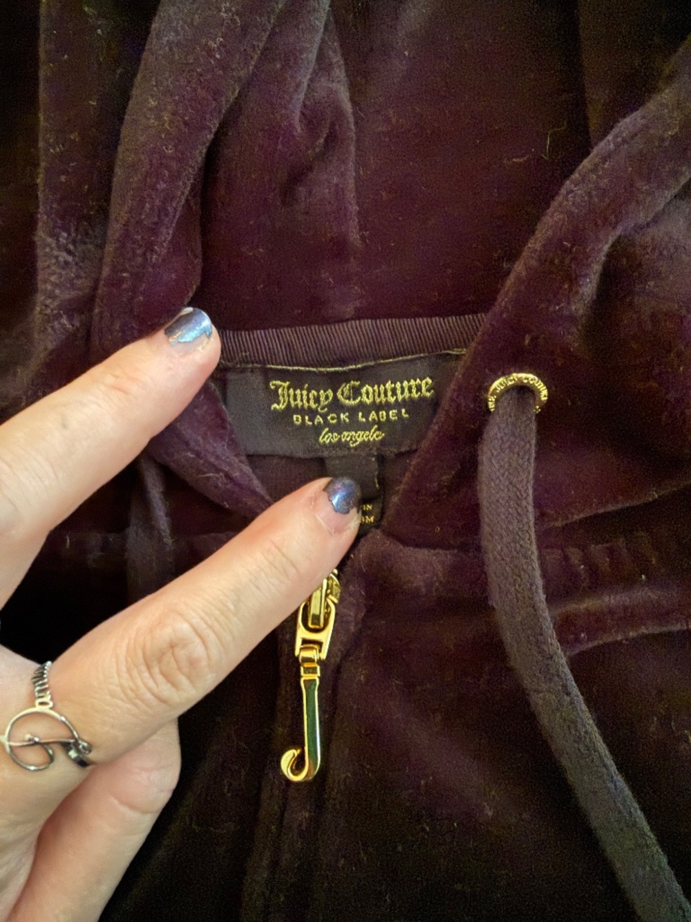 RARE Juicy Couture Velour CAPE with Gold Foil Branding - Picture 4 of 10